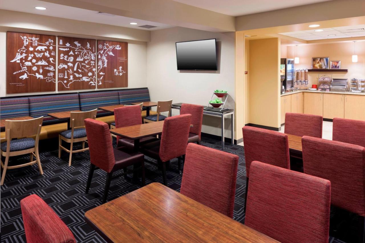 Towneplace Suites Suffolk Chesapeake Екстер'єр фото