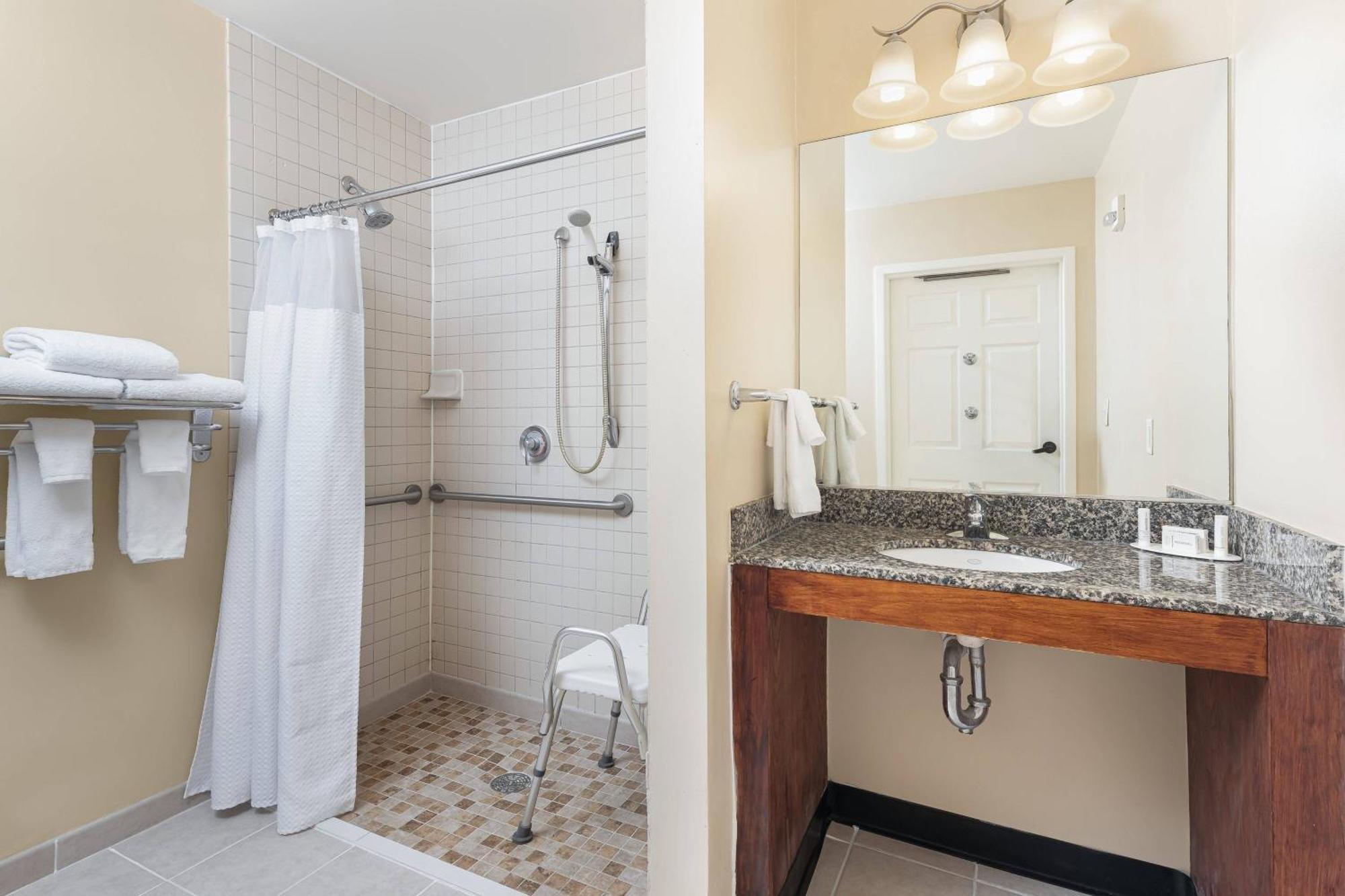 Towneplace Suites Suffolk Chesapeake Екстер'єр фото