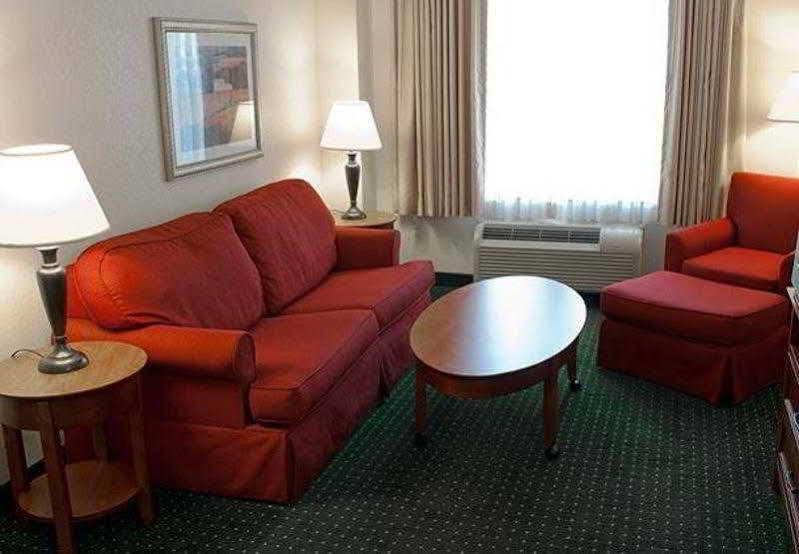 Towneplace Suites Suffolk Chesapeake Екстер'єр фото
